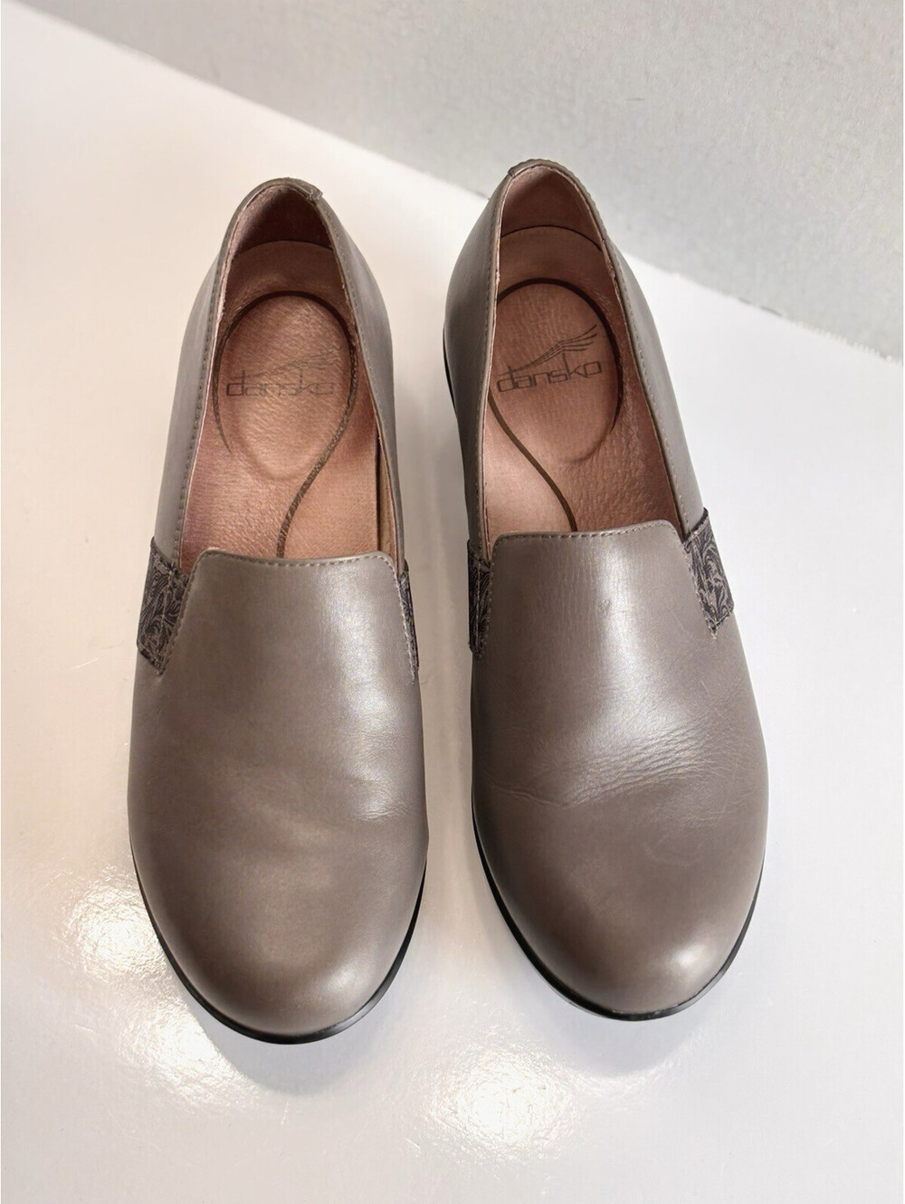 Dansko Jessica Women's Gray Leather Slip On Clogs Comfort Shoes Size 39/ US 8.5 - Picture 3 of 16